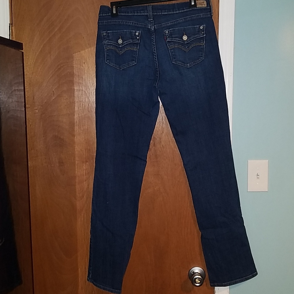 clothes - Picture 2 of 2